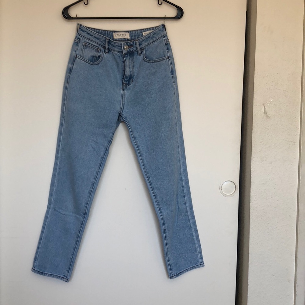 mom jeans
